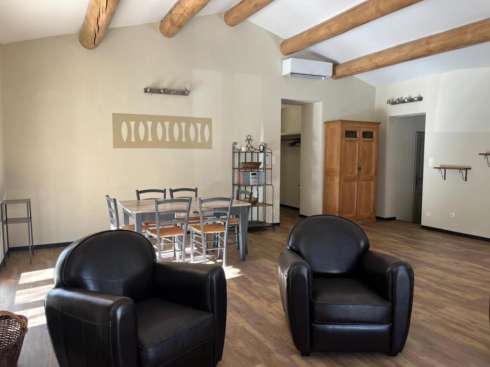 Villas De La Ferme Du Gros Noyer Malaucène Екстериор снимка
