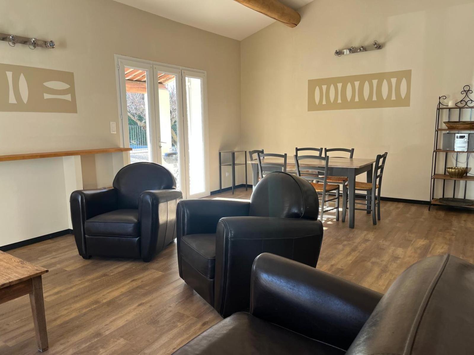 Villas De La Ferme Du Gros Noyer Malaucène Екстериор снимка