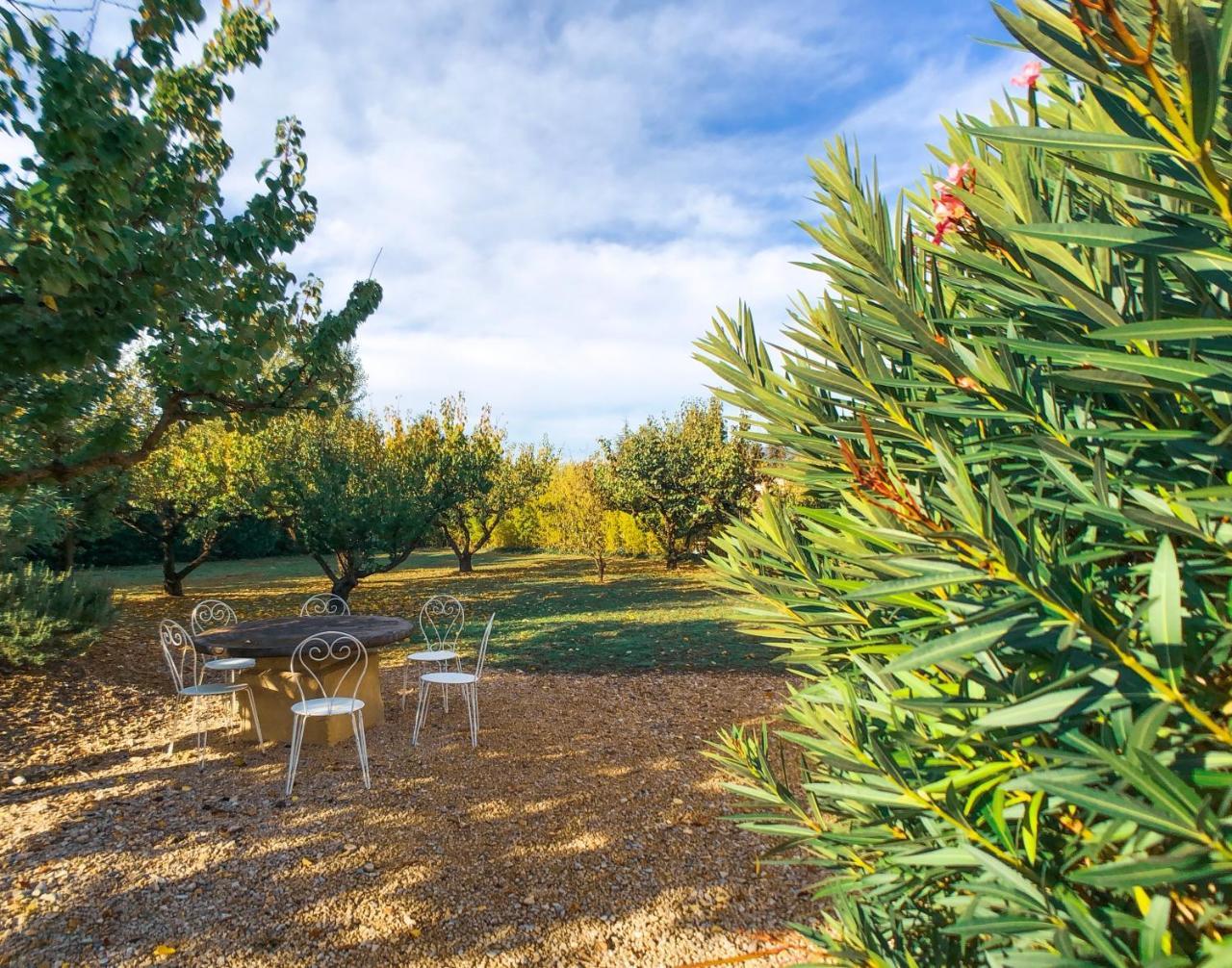 Villas De La Ferme Du Gros Noyer Malaucène Екстериор снимка